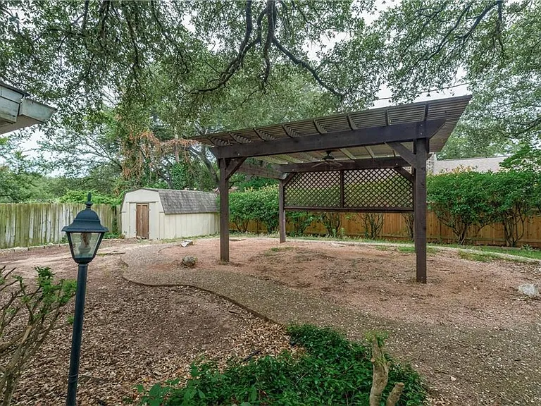 12118 Black Angus Dr — Photo 37