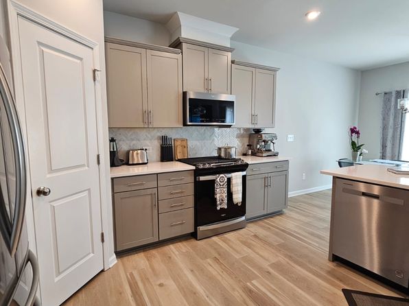 2640 Quarterdeck Dr