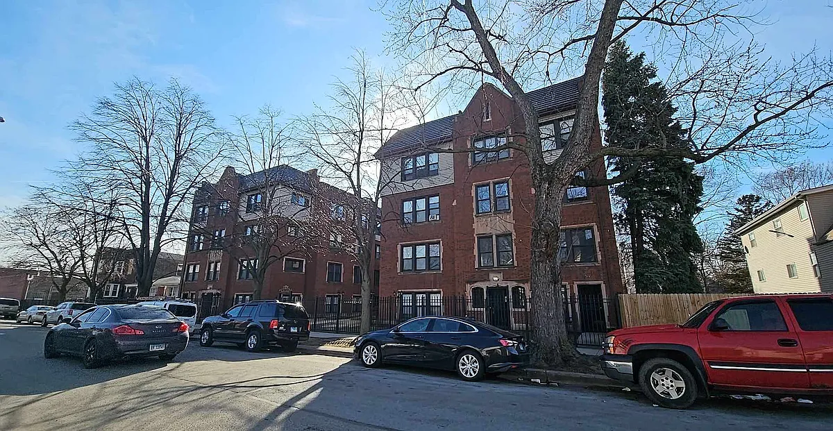 Building Photo - 7828 S. Drexel Ave
