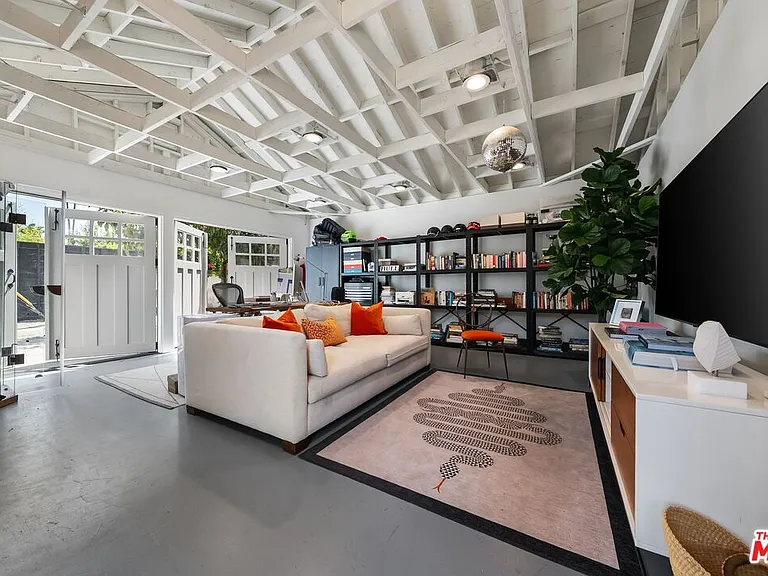 3640 Maplewood Ave — Photo 40