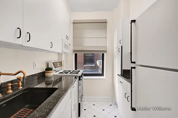 Sold by Keller Williams NYC | media 5