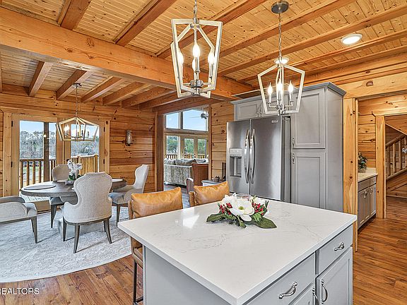 15th image of this home