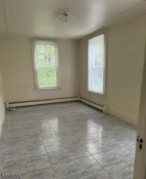 1 bed, 1.0 bath, $1,700 — Photo 3