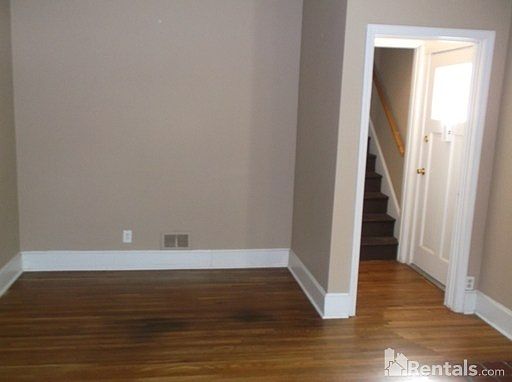 4th image of 113 McKinley St