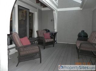 10405 Garnett St, Overland Park, KS 66214