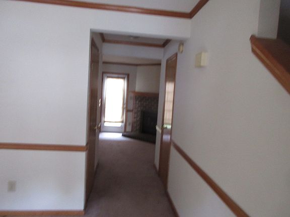 3rd image of 104 Tewkesbury Quay