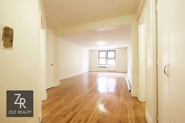 Rented by Zuz Realty | media 13