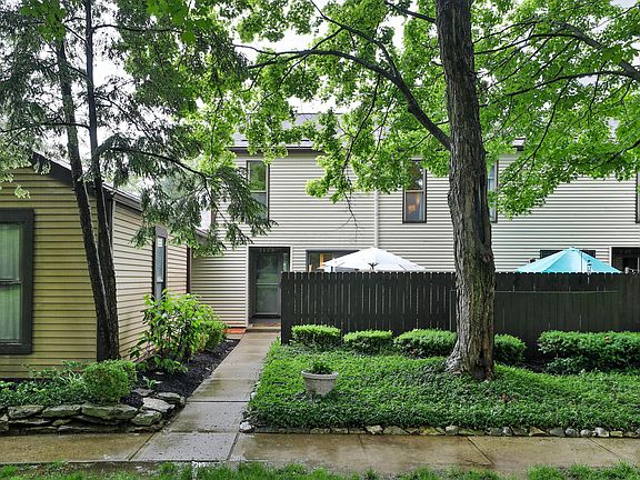 2nd image of 3130 Rivermill Dr #2