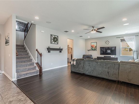 4th image of 18197 Roseate Dr