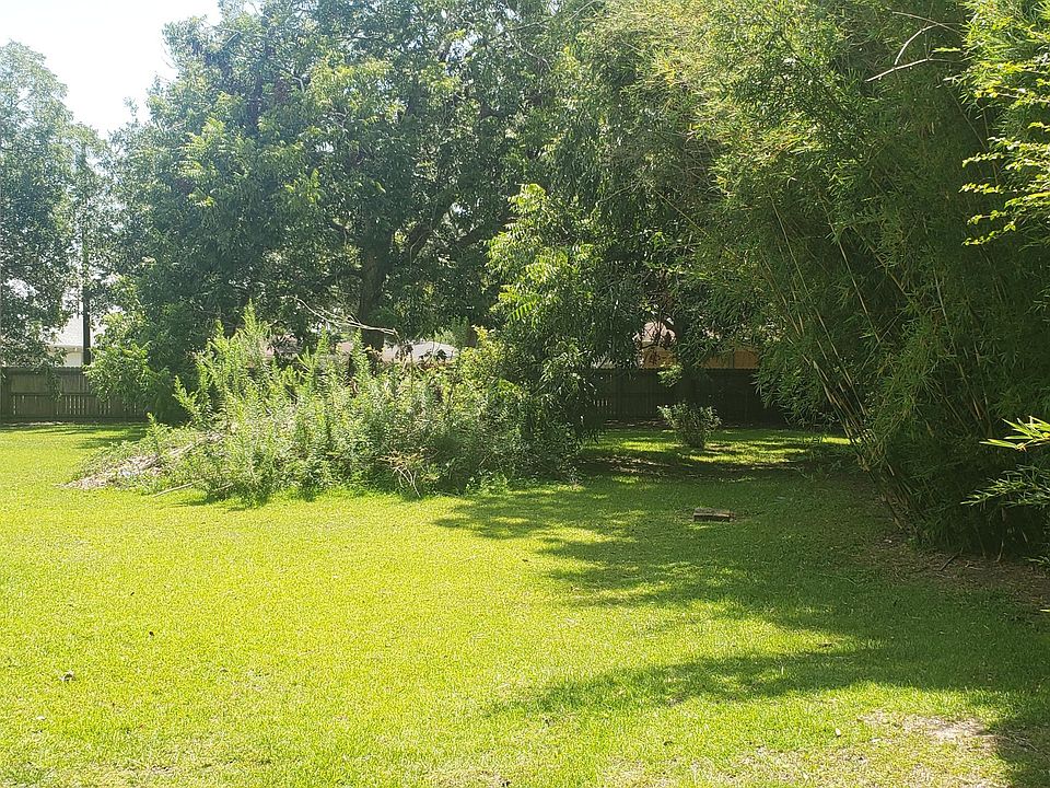 2nd image of 178 Alexander Rd