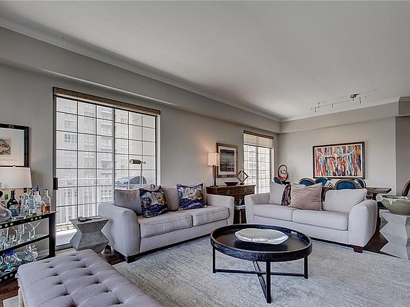 3rd image of 3225 Turtle Creek Blvd APT 647