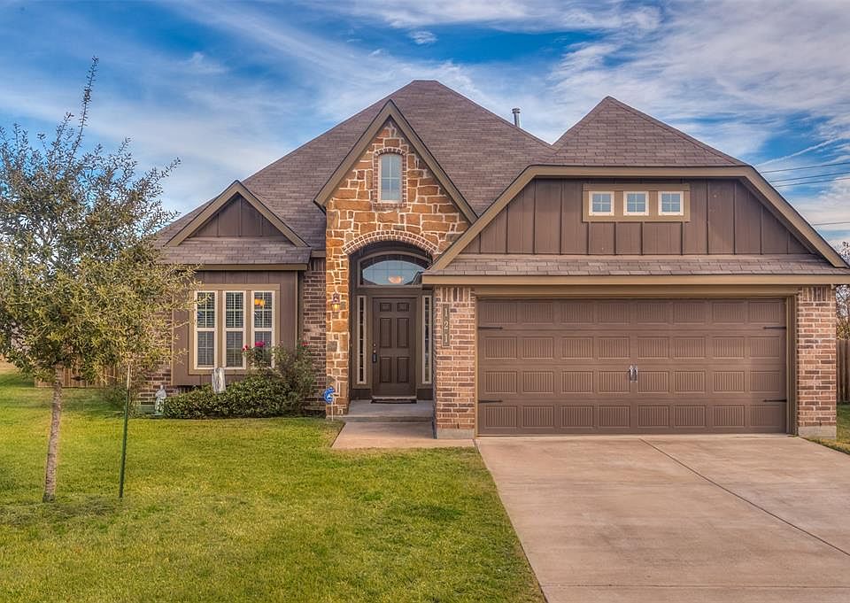 1st image of 121 Brookside Dr