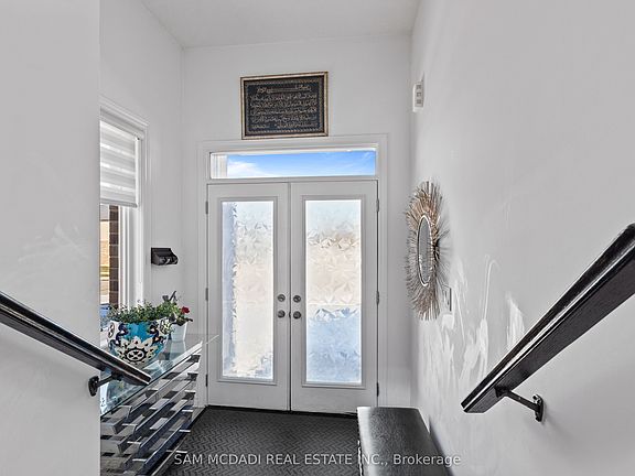 4th image of 2743 Oriole Dr