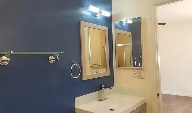 5212 Topanga Canyon Blvd #1 — Photo 3