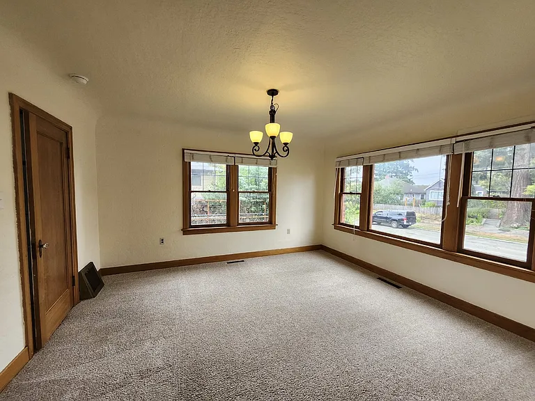 1909 Gregory Way — Photo 6