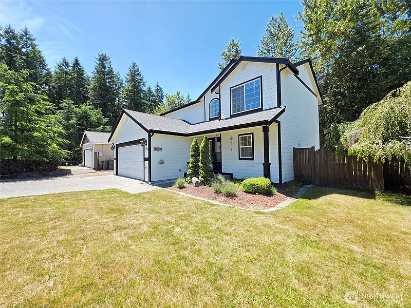 4th image of 20702 190th Avenue E