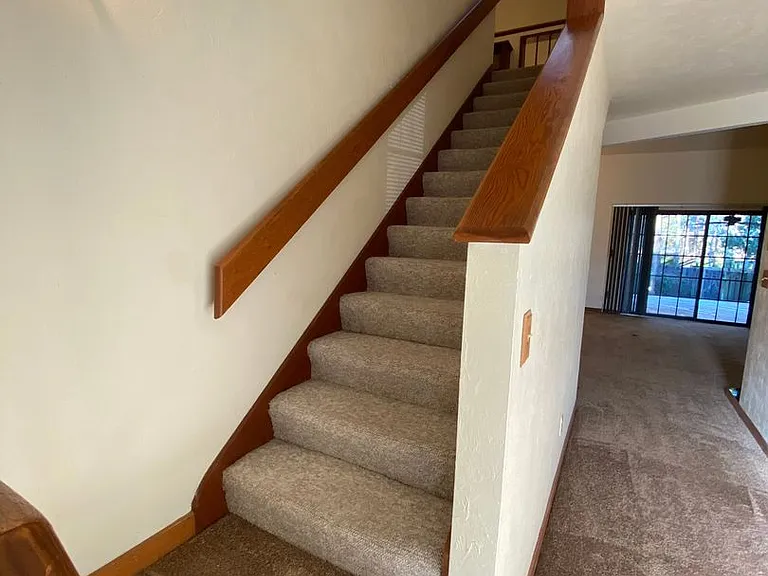 5416 NW 9th Ln — Photo 12