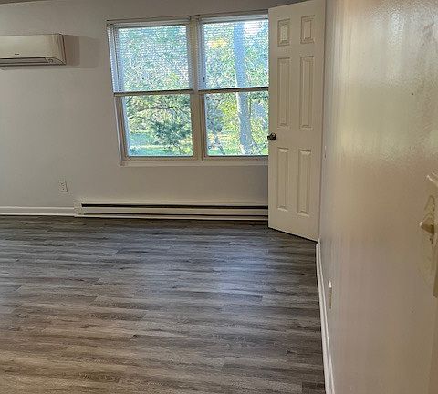 2nd image of 1221 Hillside Ave #D