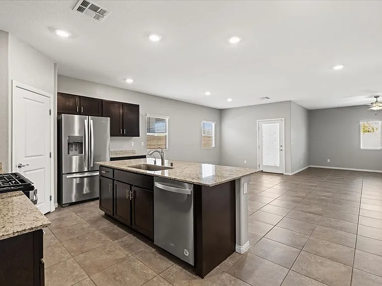 4414 Meline Ave — Photo 4