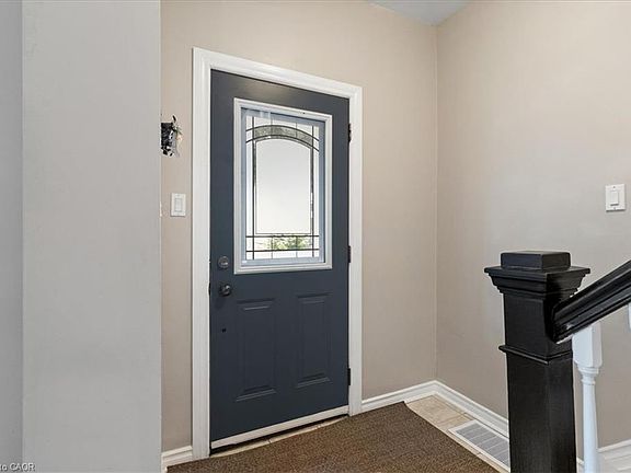 4th image of 11 Primrose Ave