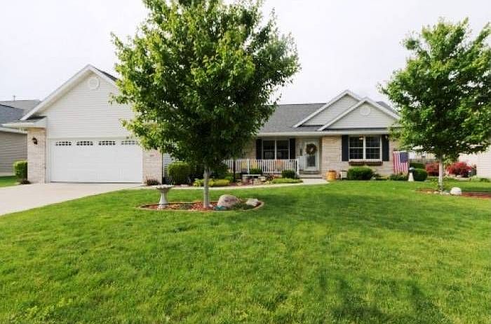 307 Piazza Lane