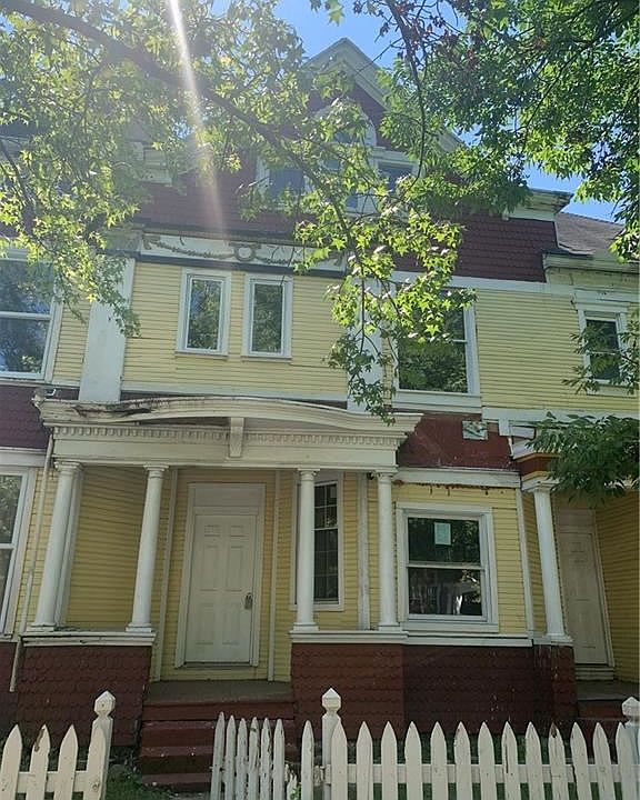 2nd image of 93-95 Linden Ave
