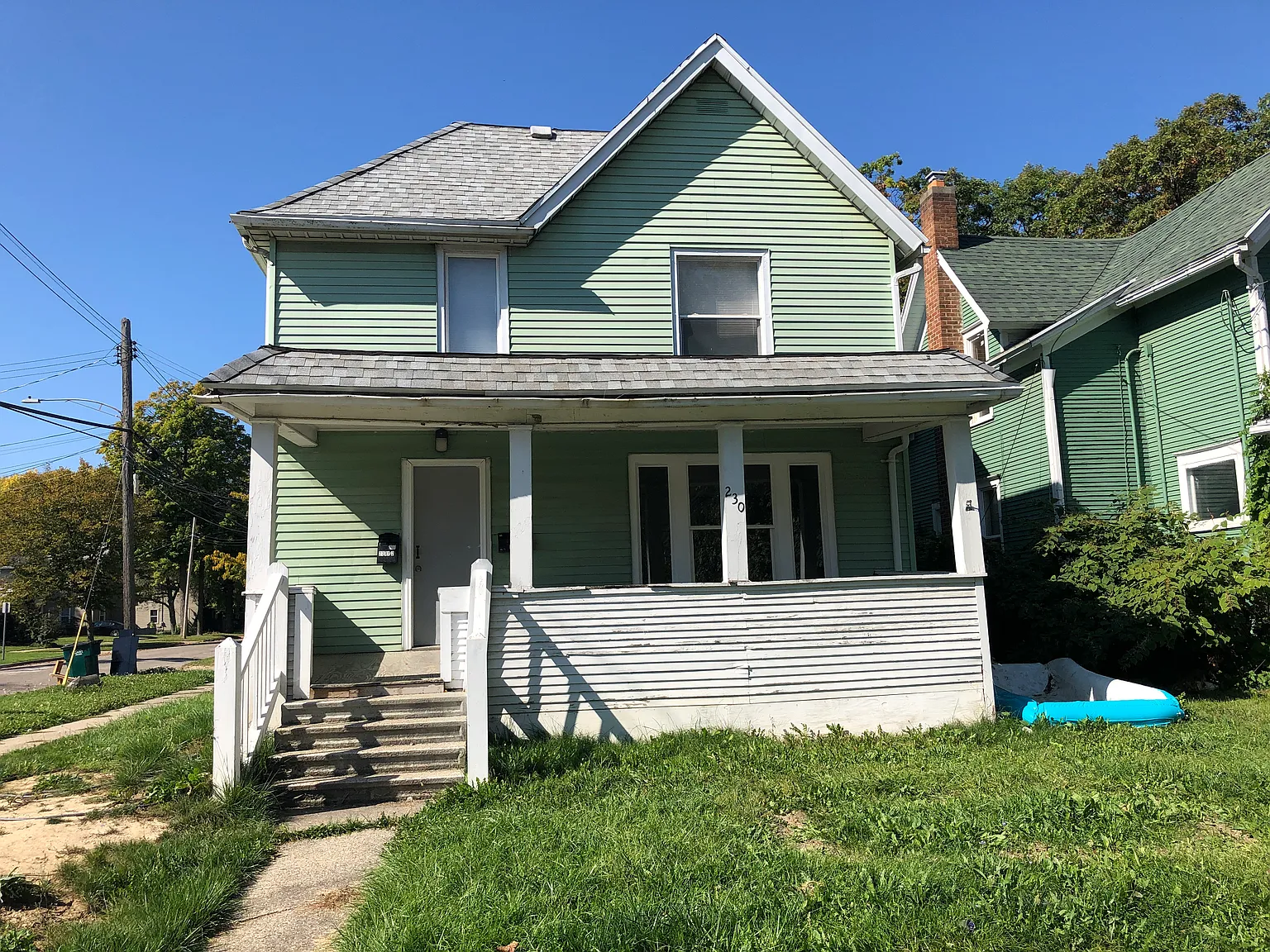 3 bed, 900 sqft, $795 — Photo 1