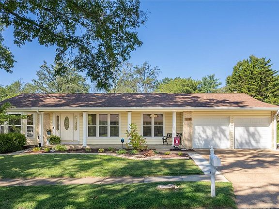 2nd image of 5281 Bloomfield Dr