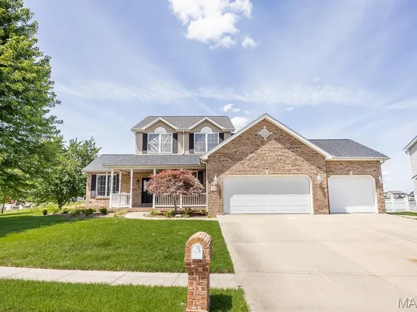 301 Whetstone Ln, Mascoutah, IL 62258
