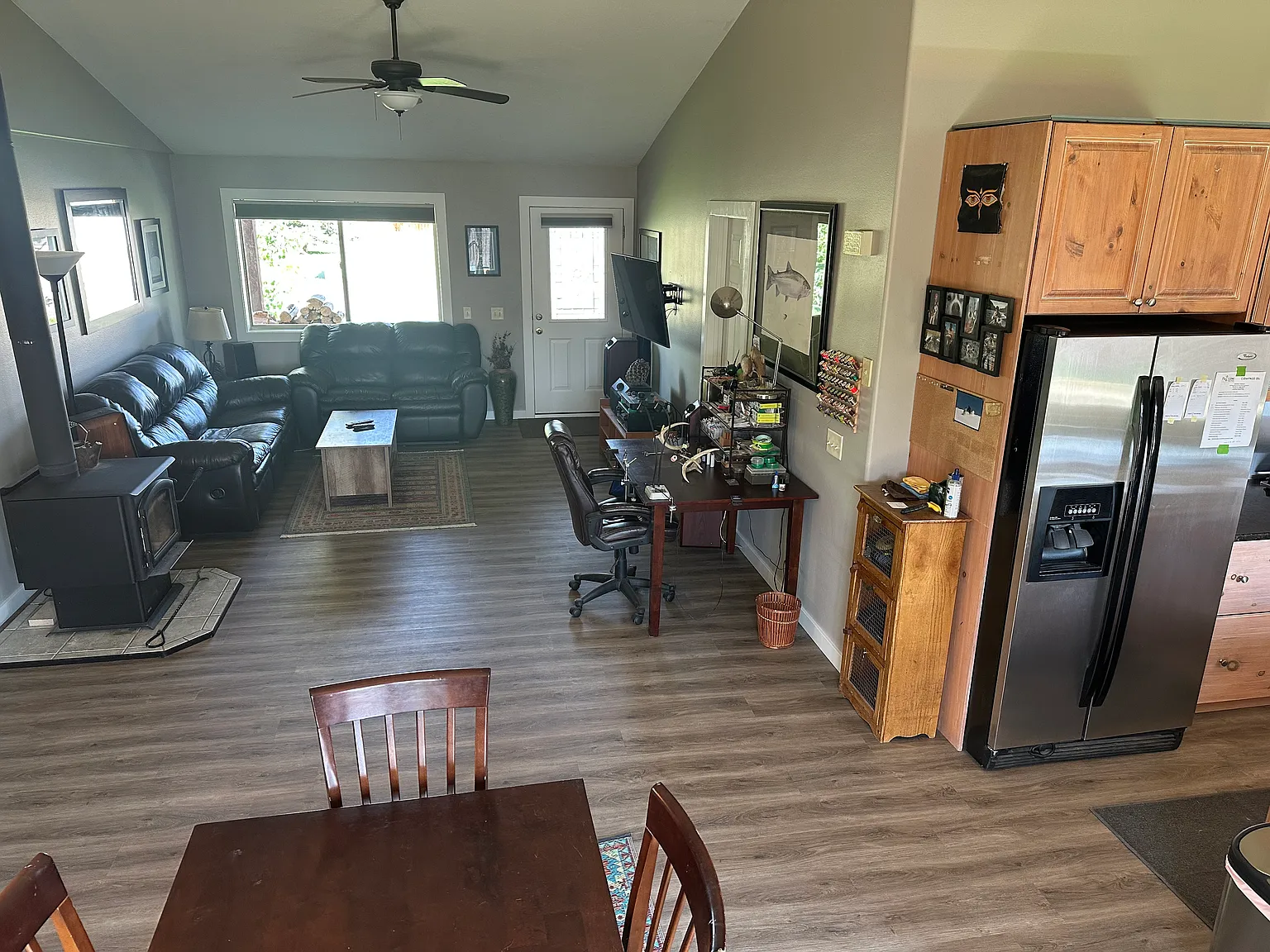 3 bed, 1352 sqft, $2,950 — Photo 4
