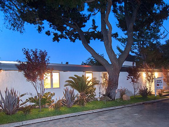 5th image of 7819 Torreyson Dr