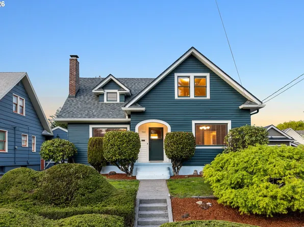 7825 N Willamette Blvd, Portland, OR 97203