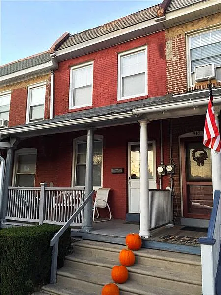 3 bed, 1.5 bath, 1120 sqft, $4,700 — Photo 1
