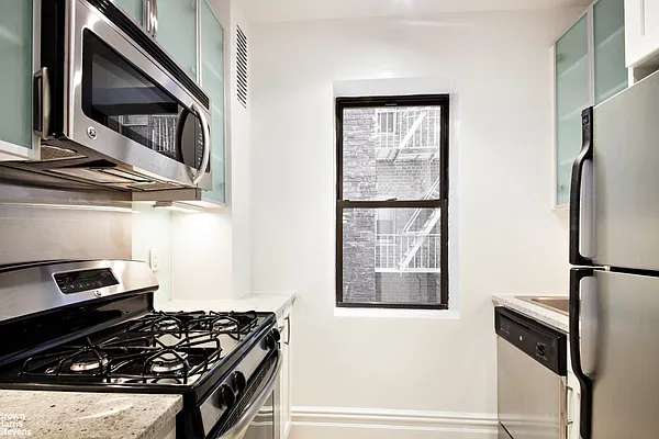 Rented by Brown Harris Stevens | media 3