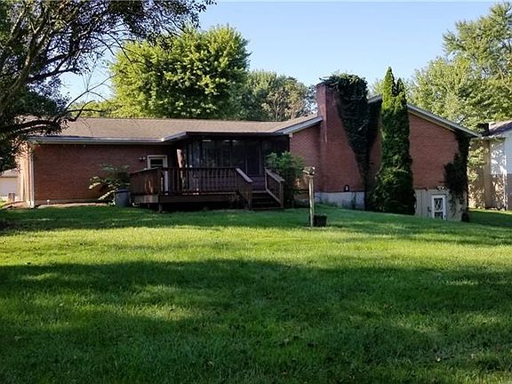 5th image of 2770 Edwin Dr