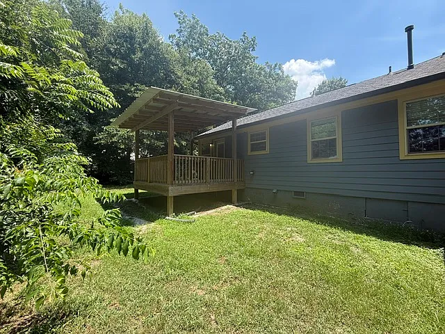 2 bed, 850 sqft, $1,300 — Photo 2