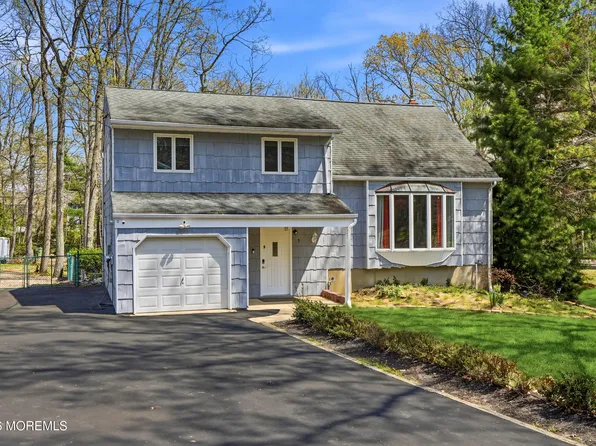 9 Rutland Place, Eatontown, NJ 07724