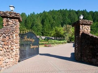 451 Sanitarium Rd, Saint Helena, CA 94574