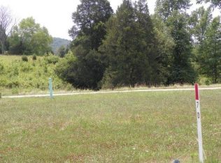 123 Tempura Dr, Oak Ridge, TN 37830