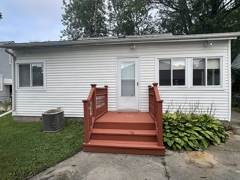 3932 Cummings Ave — Photo 5