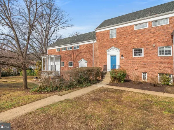 3206 Gunston Rd, Alexandria, VA 22302