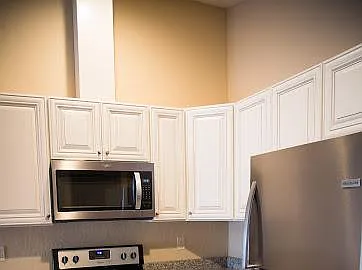2714 N Stout Rd — Photo 4