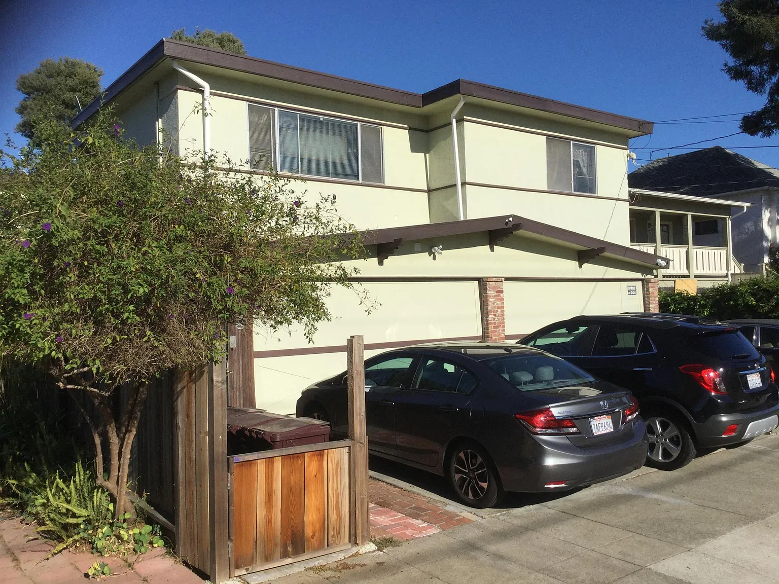 3046 Kansas St APT D photo 1