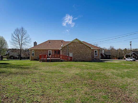 4th image of 3442 Lakebrook Dr