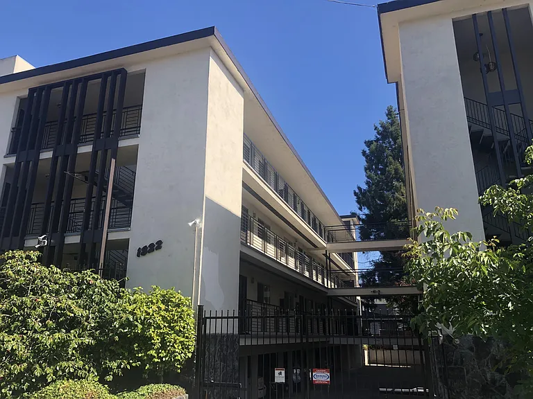 1822 Francisco St #6 — Photo 13