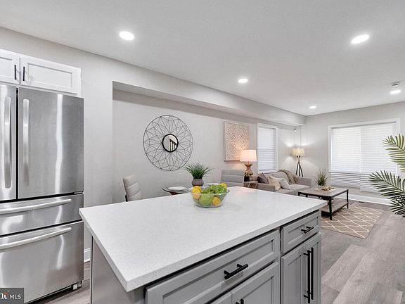 4th image of 4035 Benning Rd NE