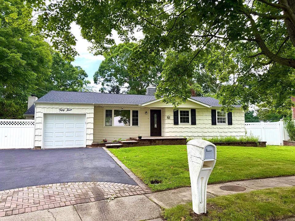 53 Longworth Ave