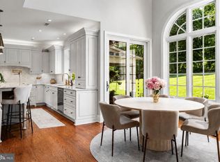 5 Pemberton Ln, Doylestown, PA 18901