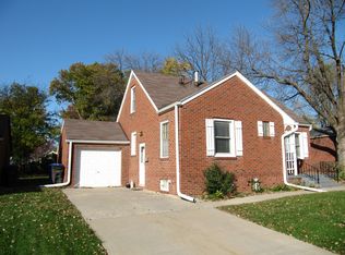 1050 57th St, Des Moines, IA 50311