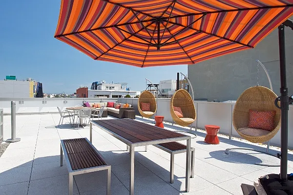 Rented by LCOR (Property Manager) | media 37